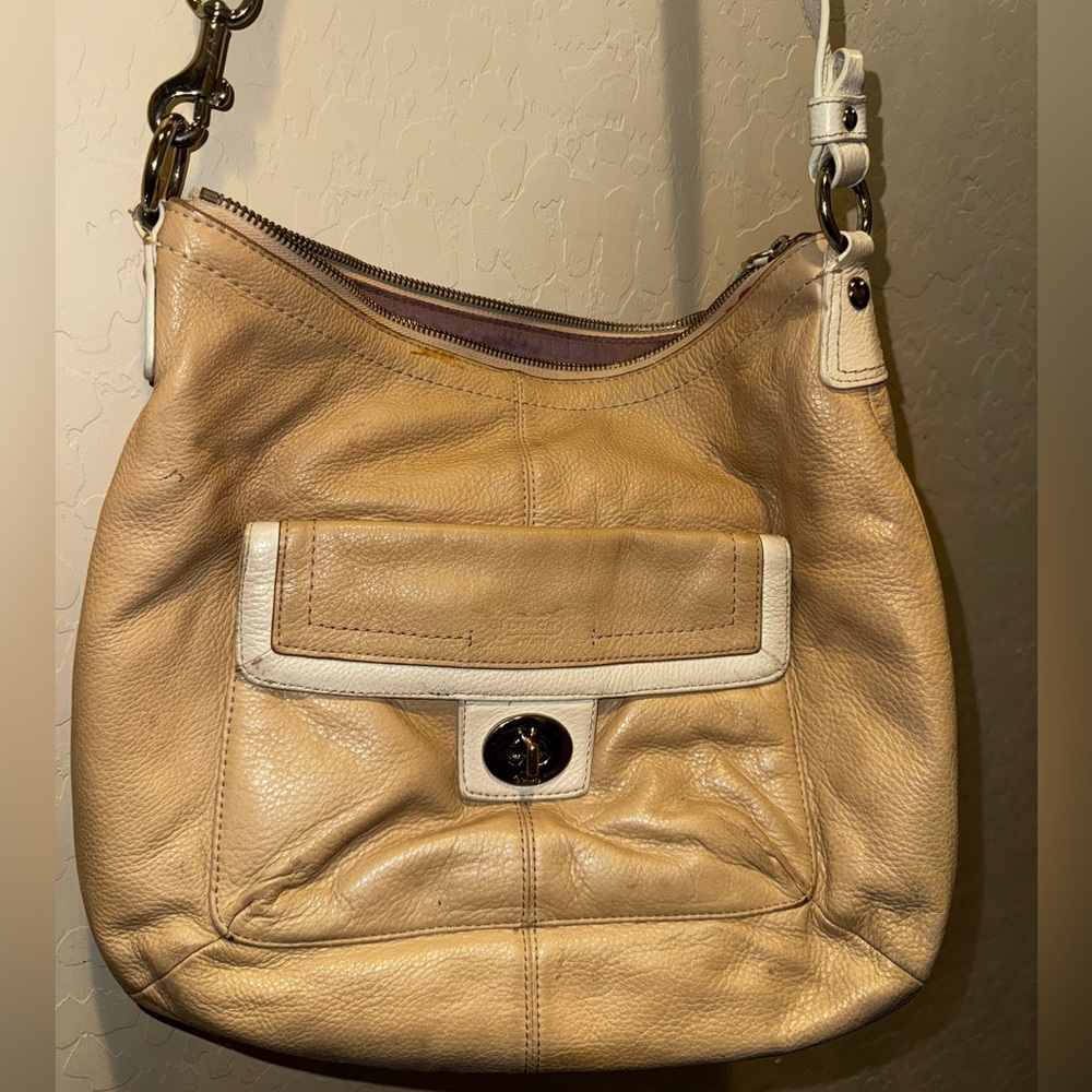 Tan and White Hobo coach Bag with Leather Texture